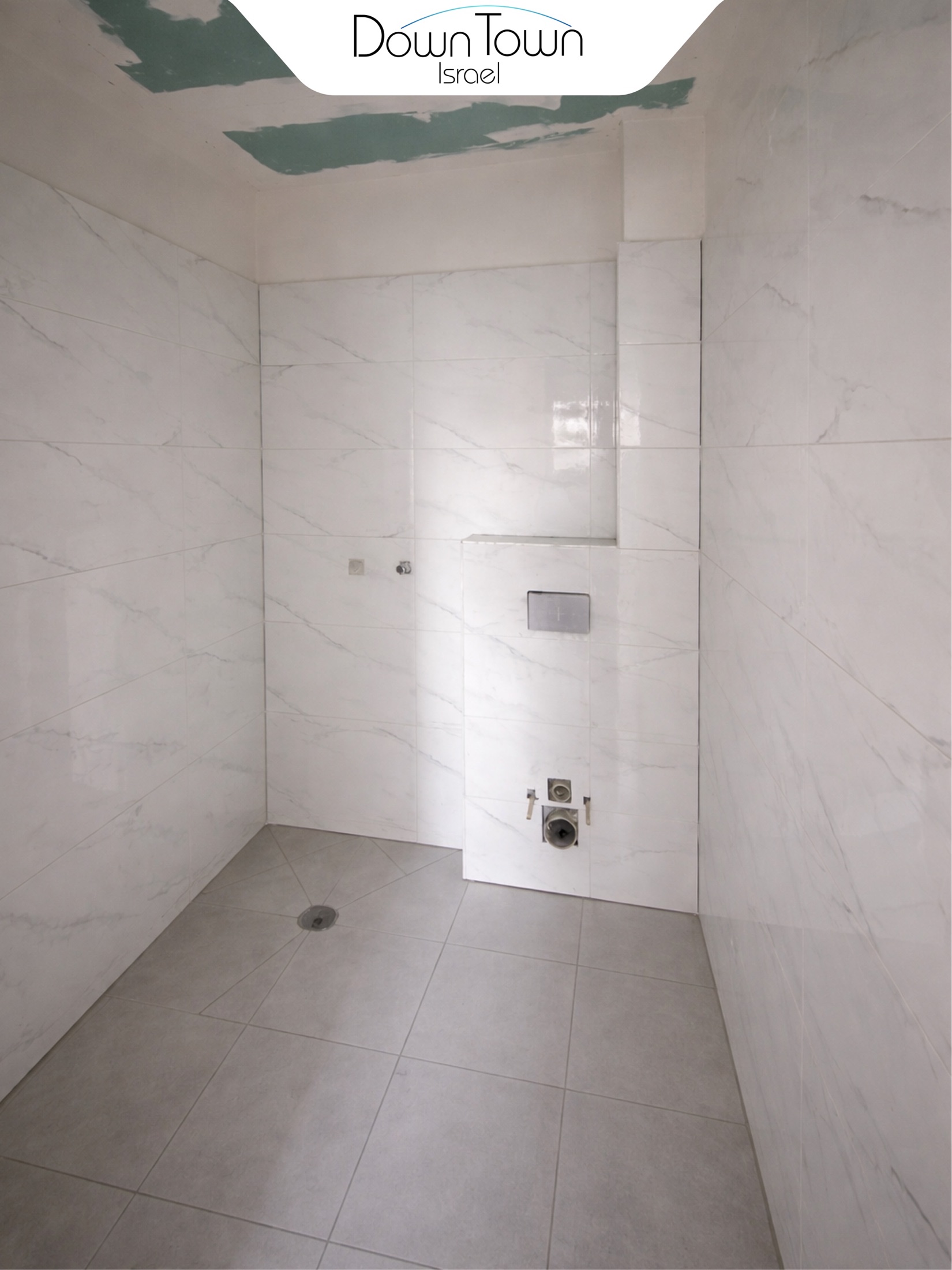 דירה ענקית מודרנית בבניין חדש