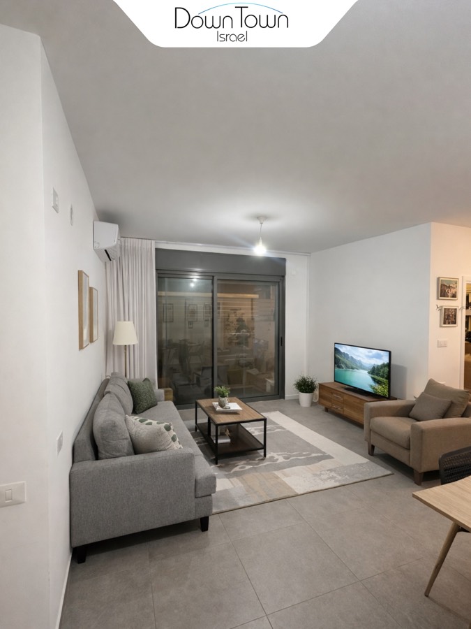 Ground Floor 3BDR Garden Apartment
